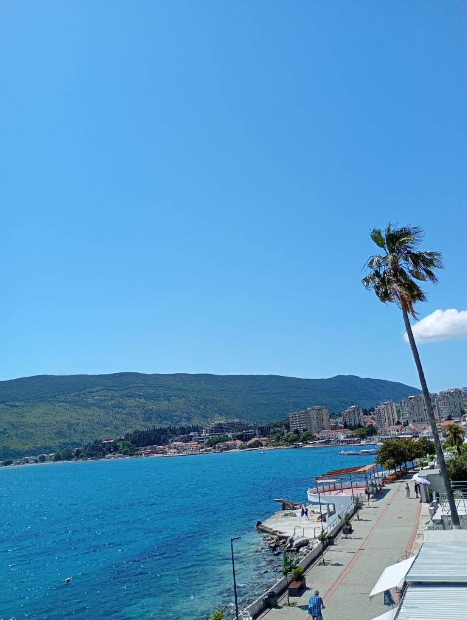 Apartments Cebra Herceg Novi Ngoại thất bức ảnh