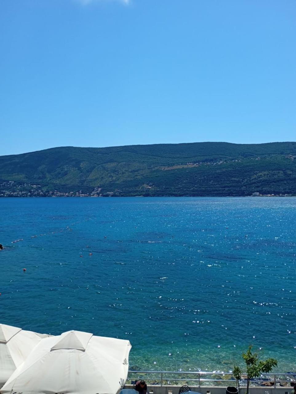 Apartments Cebra Herceg Novi Ngoại thất bức ảnh