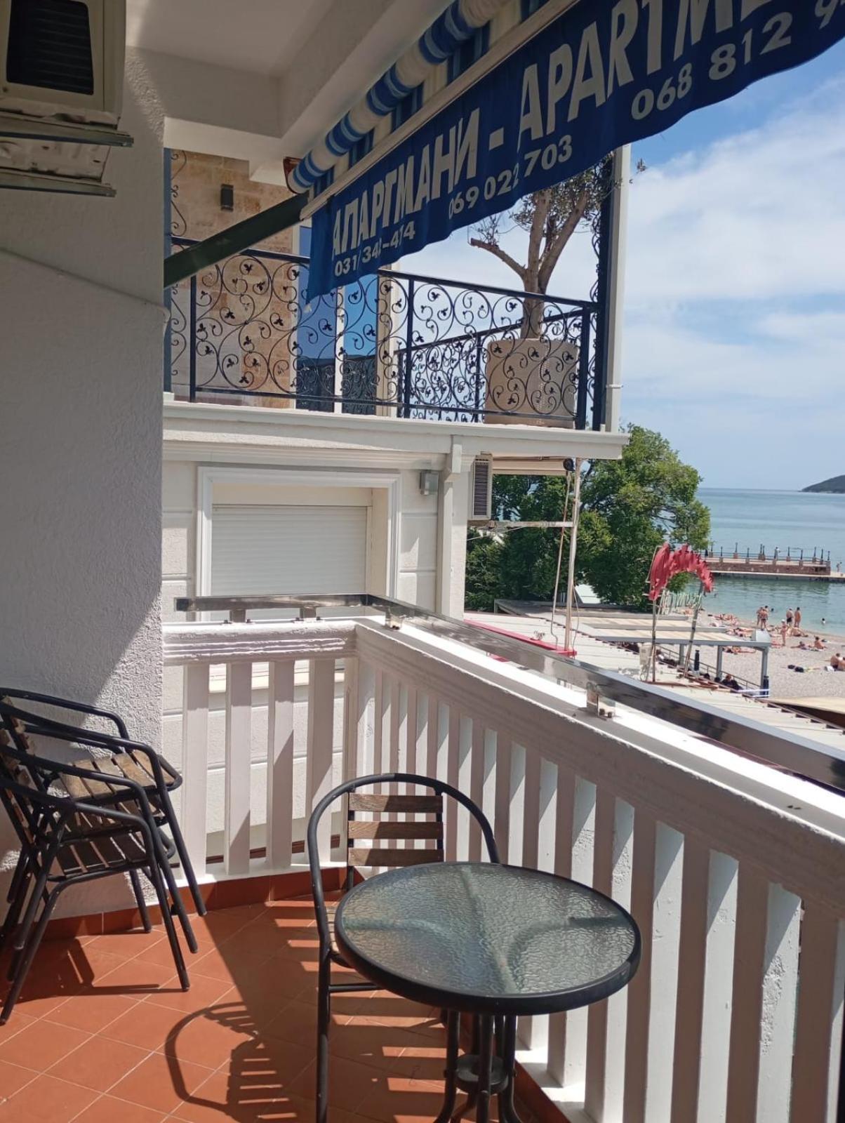 Apartments Cebra Herceg Novi Ngoại thất bức ảnh